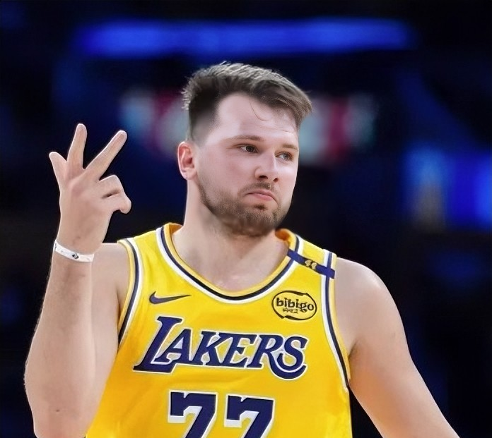 九游-包含东契奇在巴塞罗那比赛中连败，惊险取胜引发热议！的词条